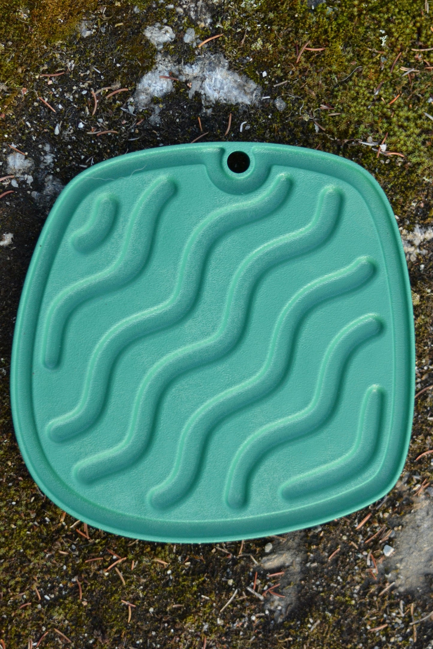 Feast Mat Waves - West Paw