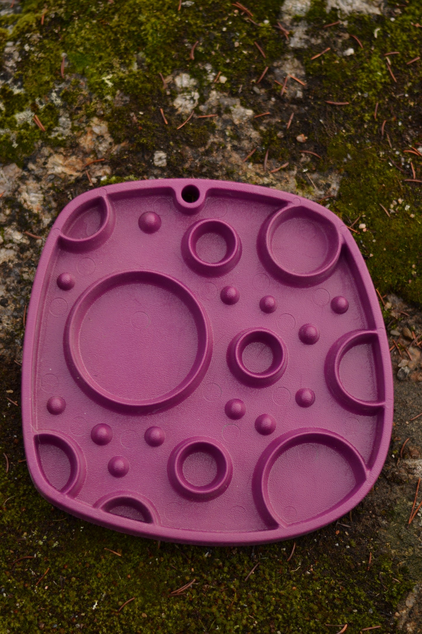 Feast Mat Bubbles - West Paw